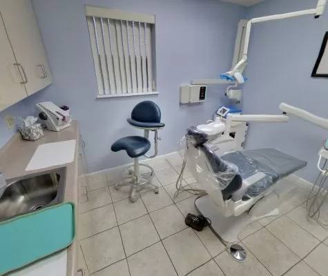 Another treatment room at the RNS Dental office